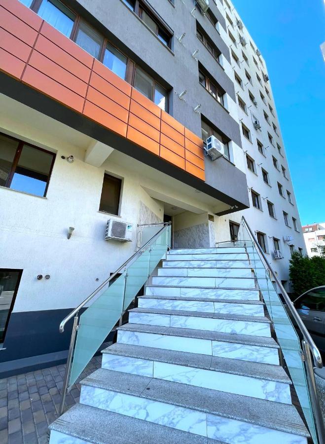 Taste Of Iasi - Two Room Apartment - Central - Sunset Touch Ngoại thất bức ảnh